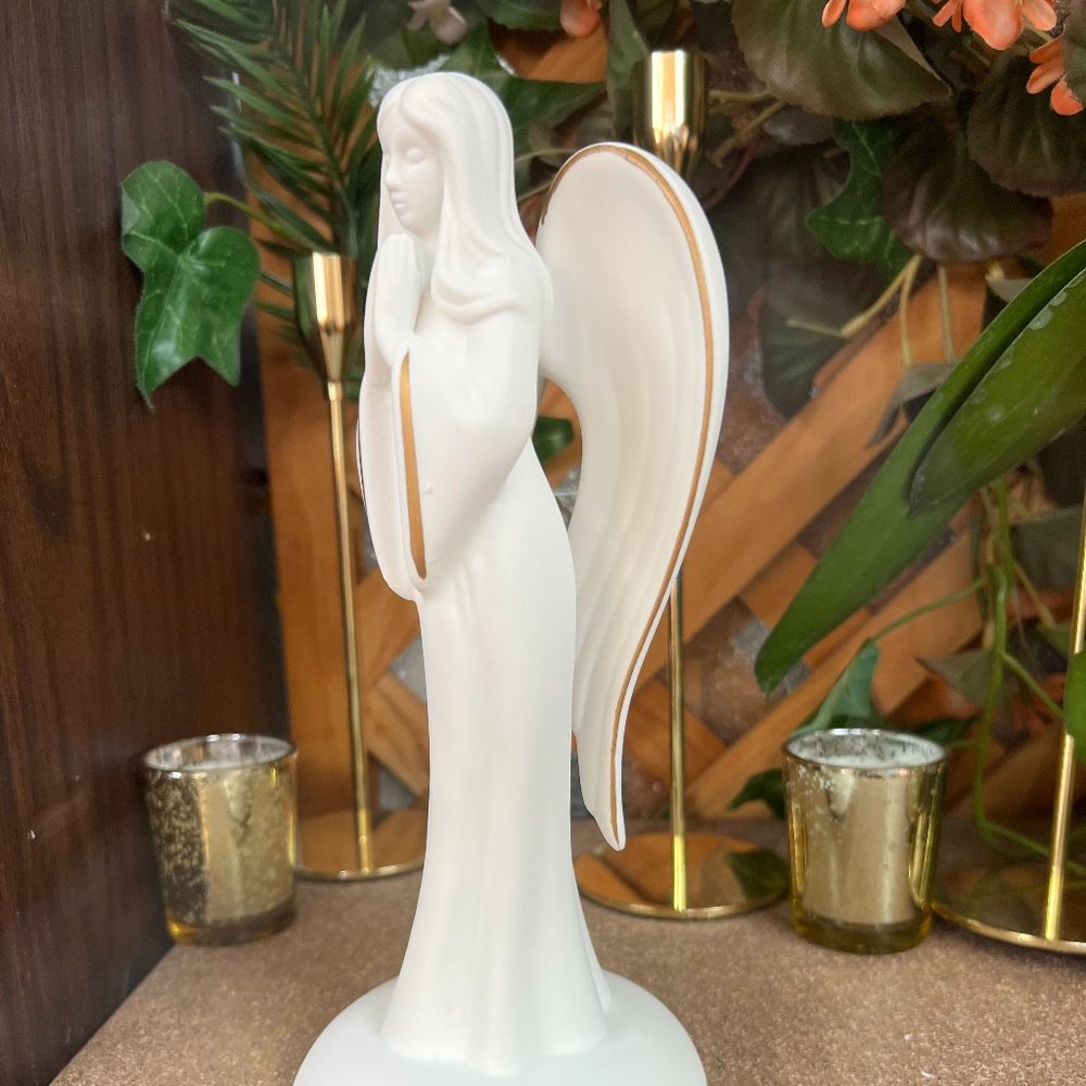Teleflora's Angel of Grace Keepsake - Picture 3 of 6